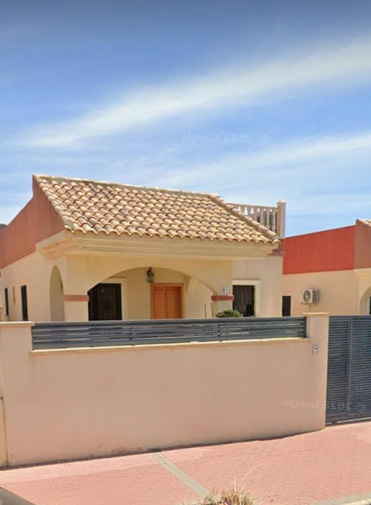 Arco Mediterraneo Chalet Independiente Torrevieja Exteriör bild